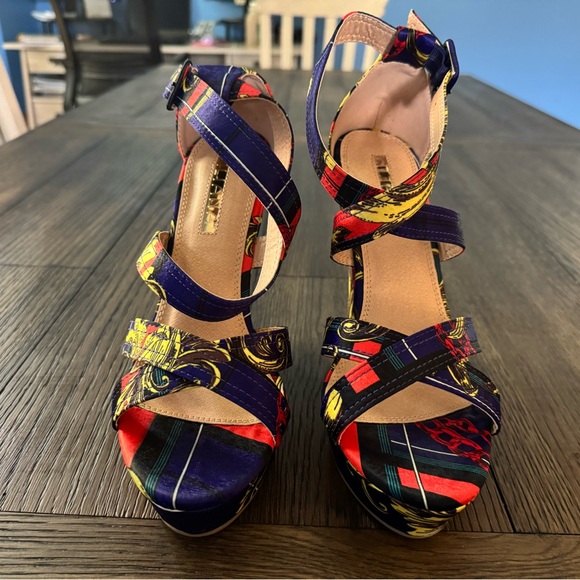 Liliana Multi Color 5in Wedge - Picture 2 of 5